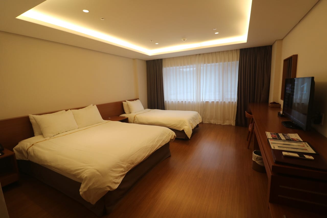 Dragon Valley Hotel photo